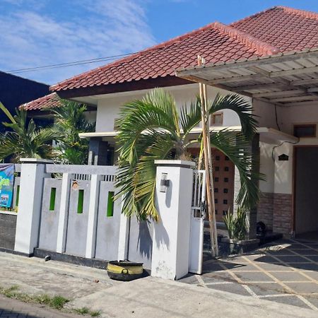 Green Ijen Homestay And Tour Banyuwangi  Exterior photo